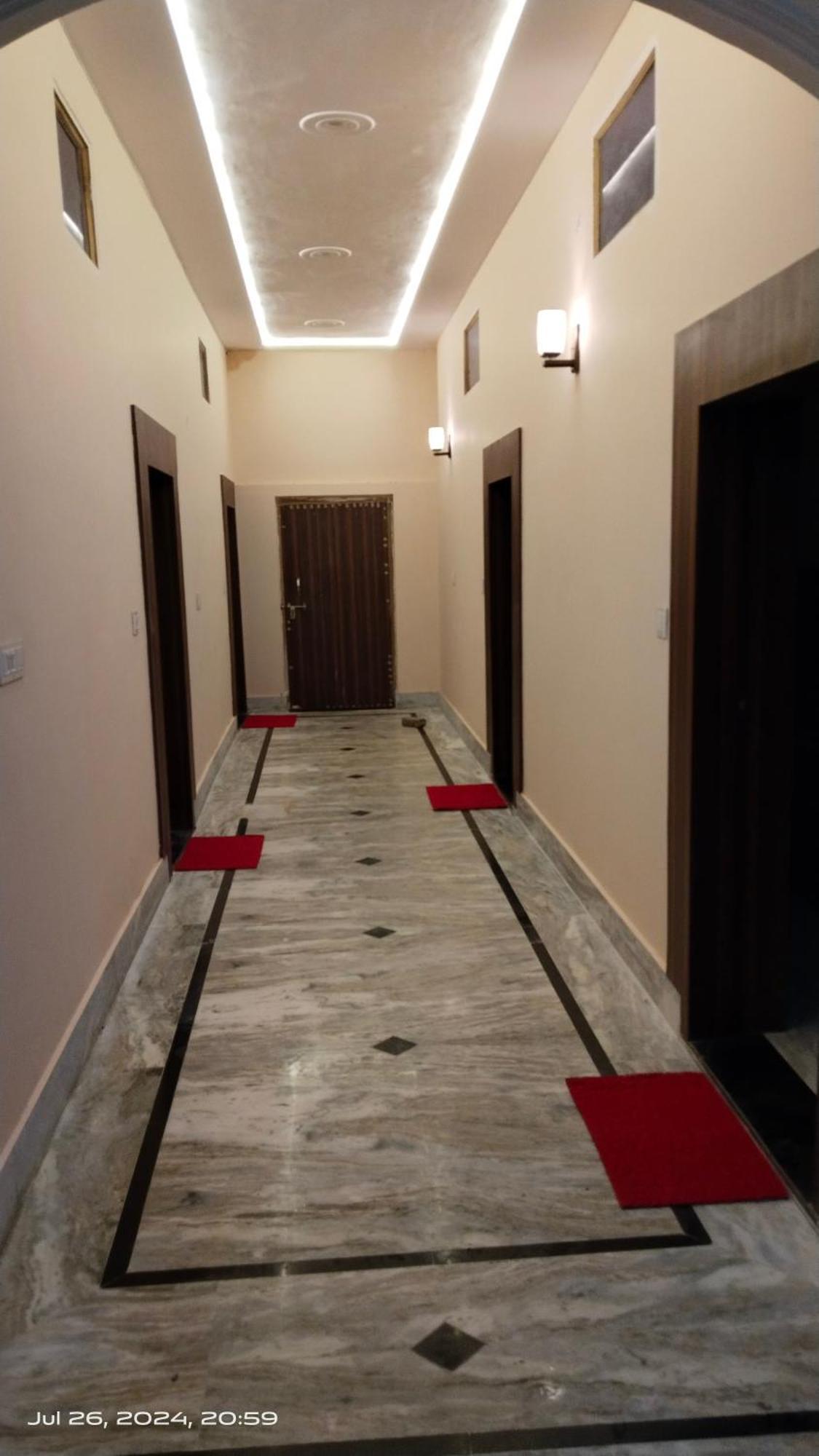 Atithi Inn Khadzsuráhó Kültér fotó